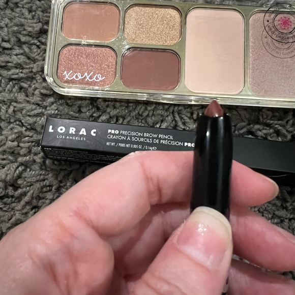 Lorac makeup bundle - Picture 2 of 5